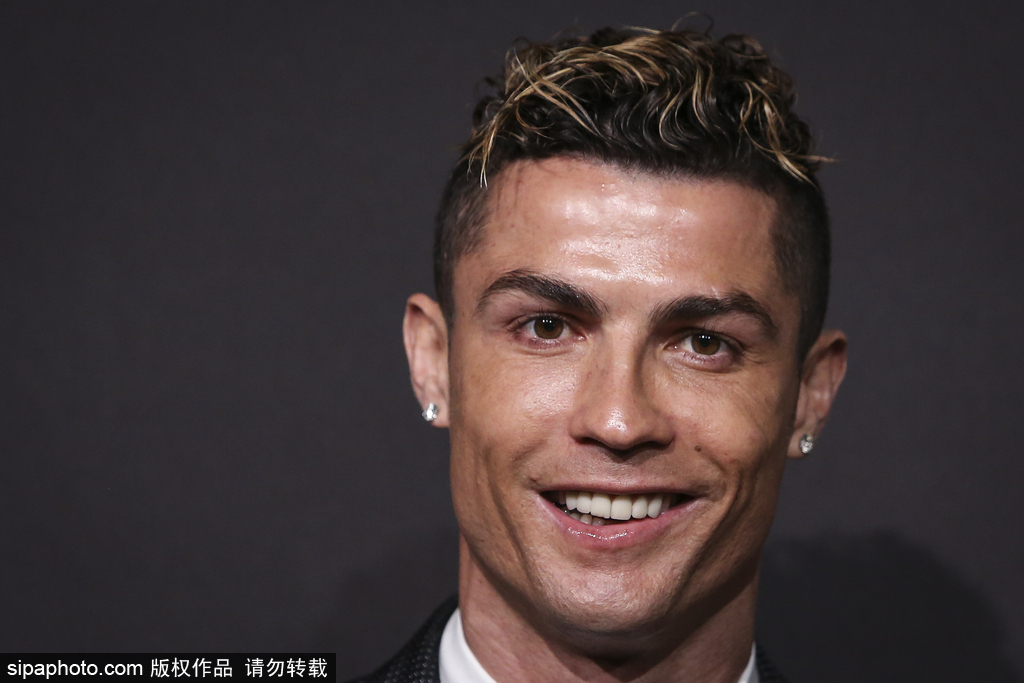 年度教练研修班在广州闭幕，足协将给本土教练更多机会