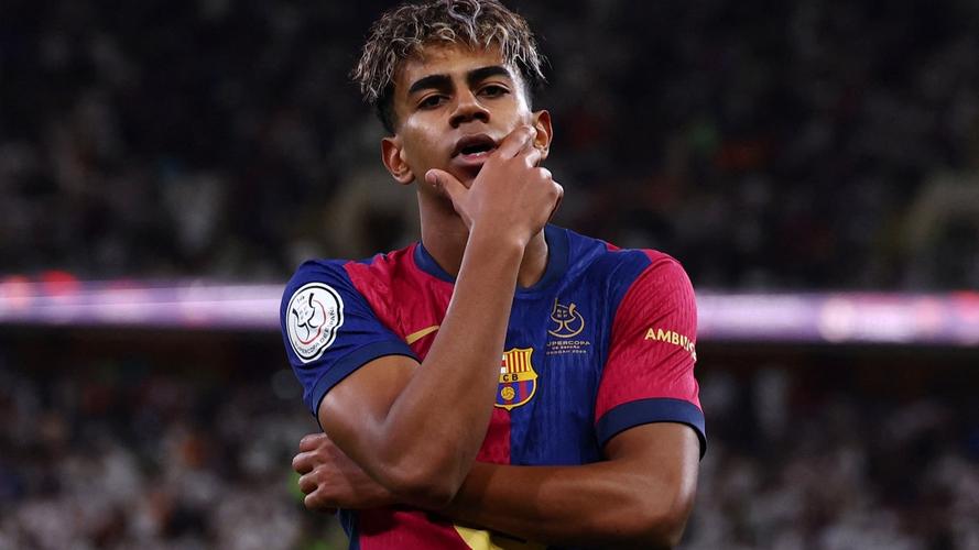 戈麦斯：儿子喜欢皮尔洛，我说光脚法好没用也要学习加图索