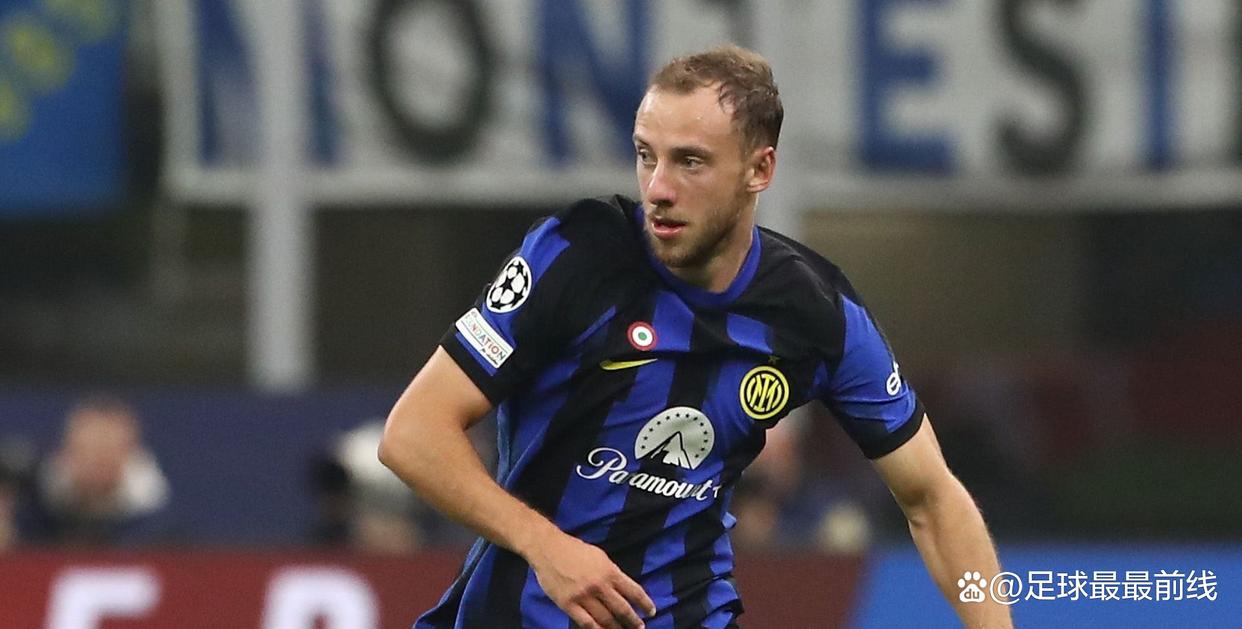 篮球勇士球星连续三场助攻上双