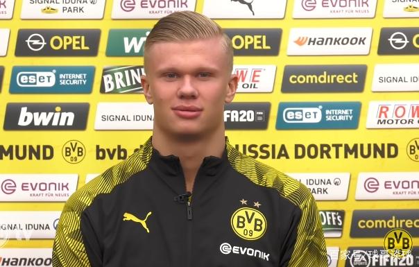 英超受大雪影响多场比赛延期