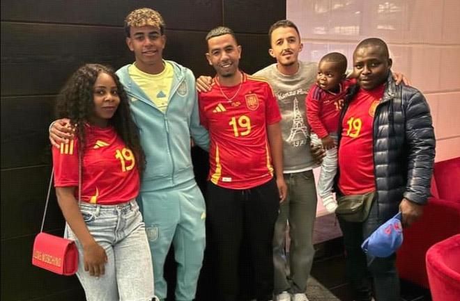 2025残特奥会乒乓小将获家人助威，父亲记录每场比赛