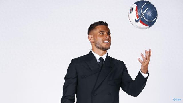 武汉盛帆黄鹤女篮斩获三连胜，队长王佳琦砍下本赛季首个“三双”